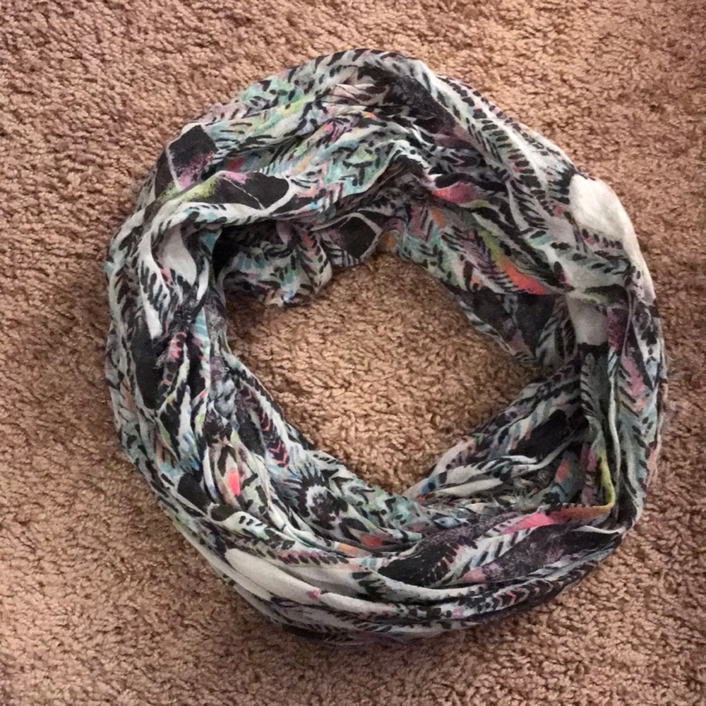 Infinity scarf